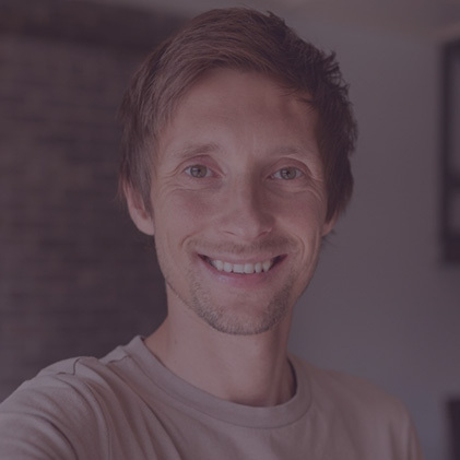 Ezequiel P. – Numerólogo y Coach Espiritual

Ezequiel combina numerología con herramientas de coaching y espiritualidad práctica. Sus sesiones ayudan a tomar decisiones alineadas con la energía personal.


